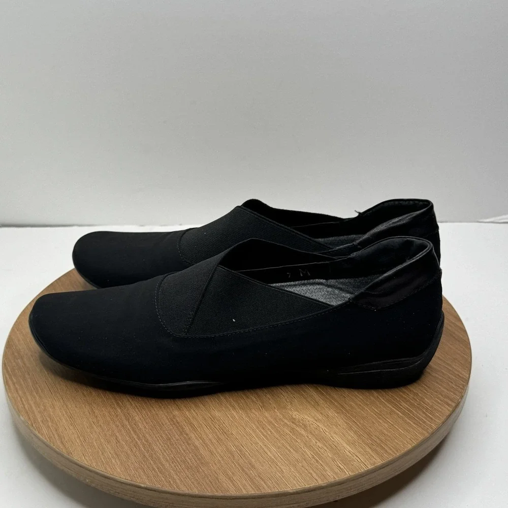 Sesto Meucci Black Slip-On‎ Shoes Size 7M Comfort Fit Rubber Sole Womens Flats